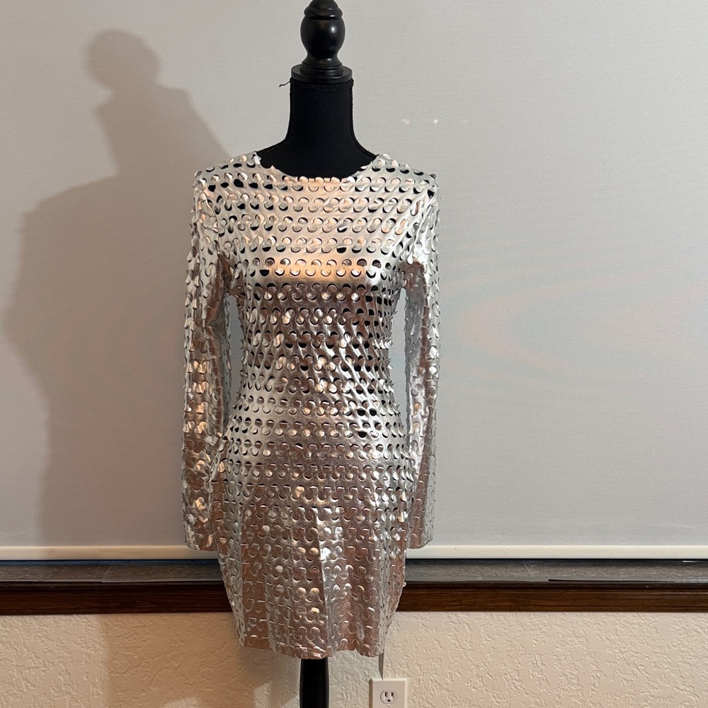 Elegant Silver Long Sleeve Midi Dress